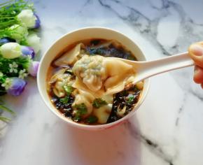  真正的大馅馄饨。