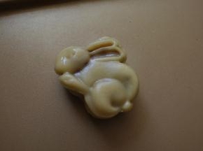 扣出萌萌的兔子。