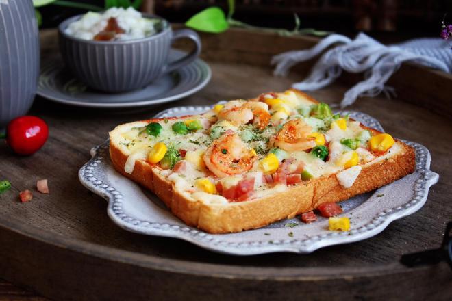 鲜虾吐司披萨