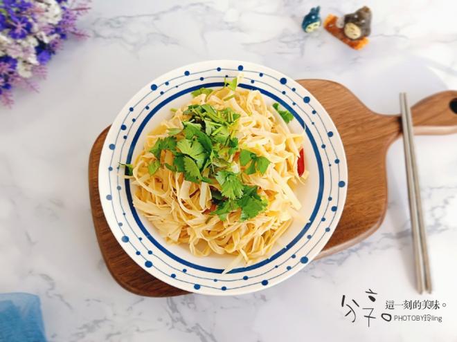 凉拌素牛排土豆丝