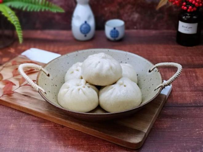 萝卜丝青口肉包