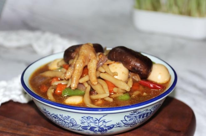 烧鸡莜面鱼鱼