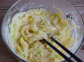 最后加葱花，搅拌均匀
