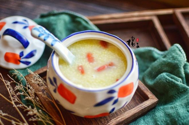 小米芋头粥