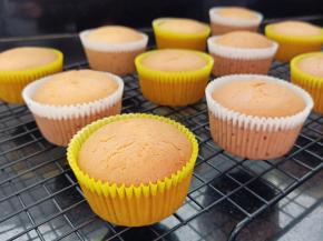 烤好后出炉晾凉