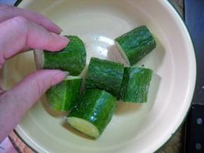 充分揉搓入味。