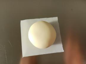 滚圆，收口向下