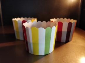 在30度左右的温度中，发酵60分钟左右，直到面糊的体积变为两倍大。