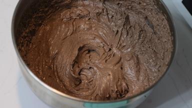 10.	改善水油分离现象后的面糊状态