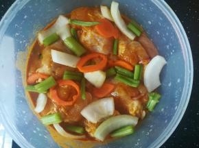 喜欢的也可以加入一些蔬菜