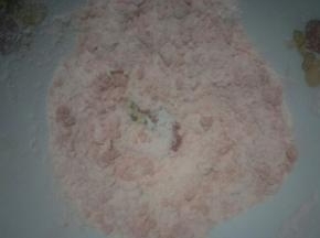 加入玉米油搅拌均匀