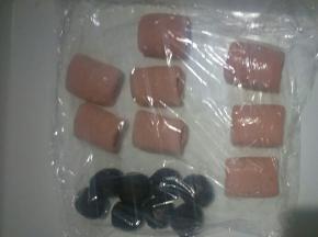 依次做好后盖保鲜膜松弛20分钟