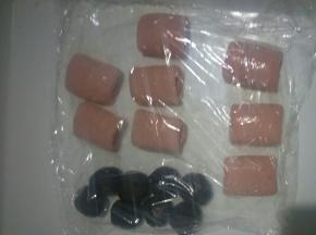 依次做好后盖保鲜膜松弛20分钟