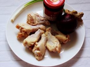 首先备齐所有的食材。