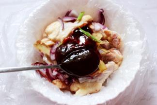 这个时候加入叉烧酱。