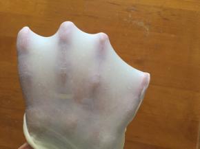 揉到能拉出手套膜即可，时间不固定，放回面包机中发酵