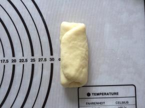 两边向中间折叠