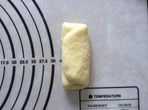 两边向中间折叠