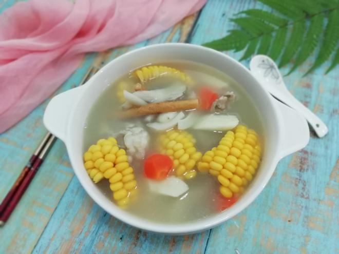 大骨玉米山药党参汤