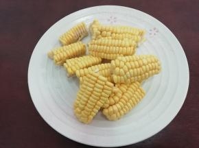 玉米切成长条