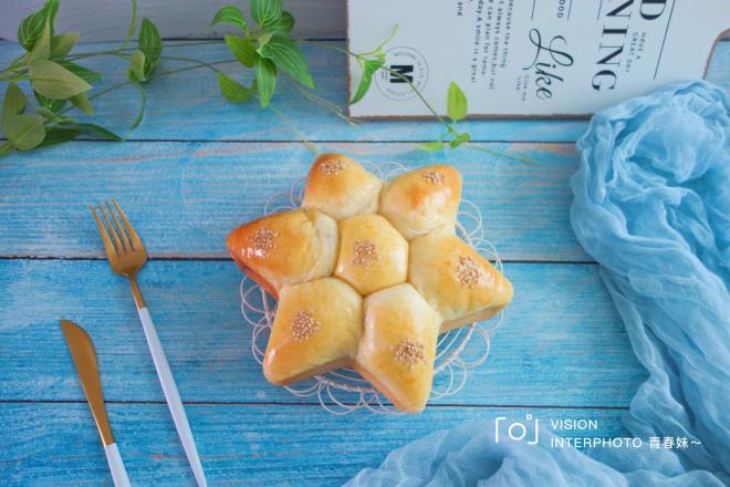 幸运星蜜豆餐包