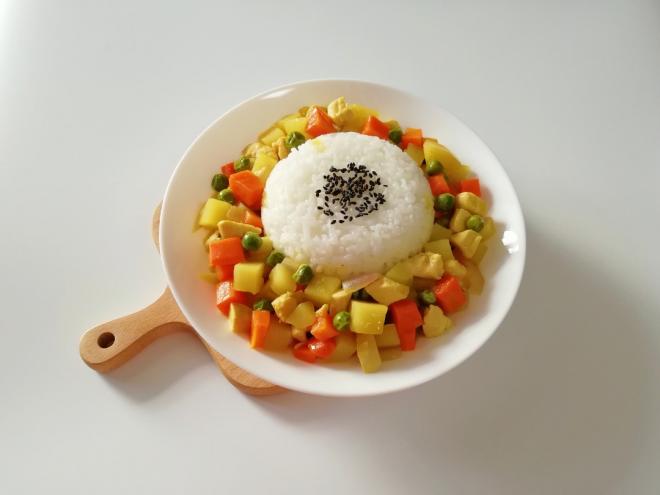 咖喱鸡肉饭
