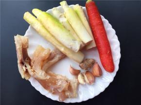 准备材料如图。