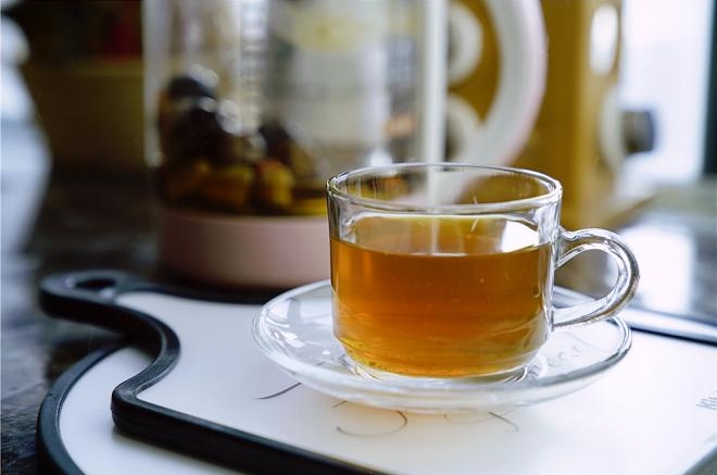 荔枝红枣生姜茶