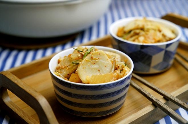 泡菜肉末炒年糕