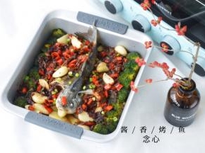 出炉即可食用，我特别喜好里面的金针菇，味道特别鲜美