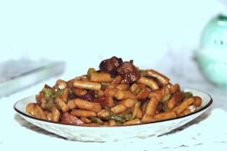 味道很浓郁，莜面越吃越香