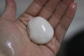 将面团按等份分，分成若干份