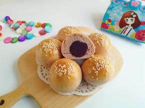 虽然是一次发酵，但是内部组织还是不错的，口感也很好。