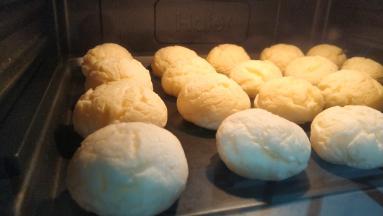 放入200度预热10分钟的烤箱里，继续烤20分钟左右