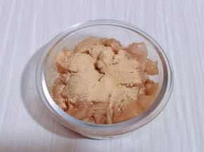 加入奥尔良烤翅料！(调料可以根据个人口味增减)