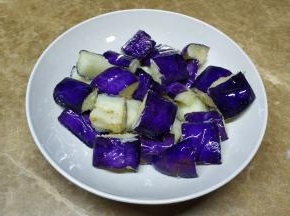 炸熟后捞出控油