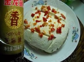 淋上芝麻油。