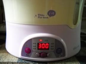 接通电源，调好所需时间。