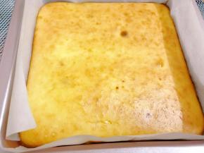 出炉等凉透后放入冰箱冷藏几个小时