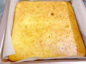 出炉等凉透后放入冰箱冷藏几个小时