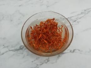 然后用水清洗干净，浸泡2个小时