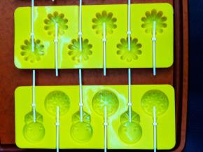 模具要提前放好