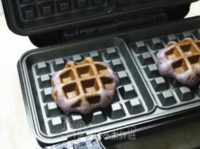 大约2-3分钟后，可以开盖看一下，上色满意就可以了。