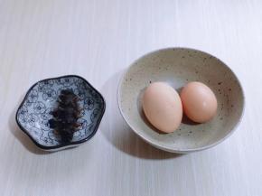 准备食材:我选用的即食海参。