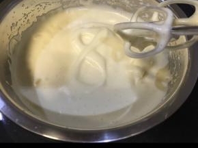 打至用打蛋器画出字几十秒都不消失即可。