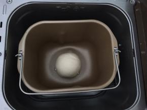 在面包机中发酵至两倍大