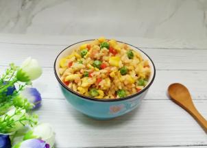 装在漂亮的小碗里。