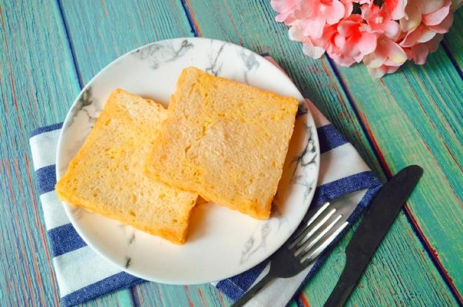 奶酥吐司