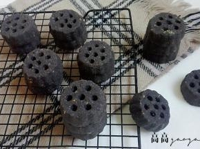 17	烤好出炉放置凉即可，成品小煤球是不是很逼真呢