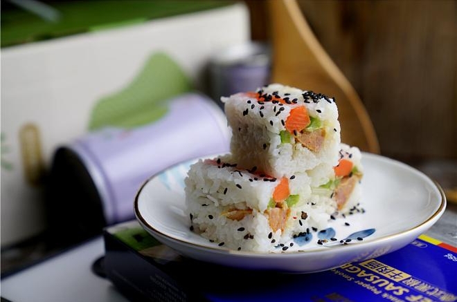 牛肉肠时蔬饭团